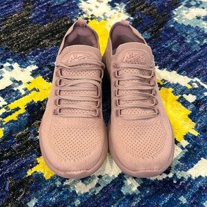 APL Techloom Breeze Sneaker